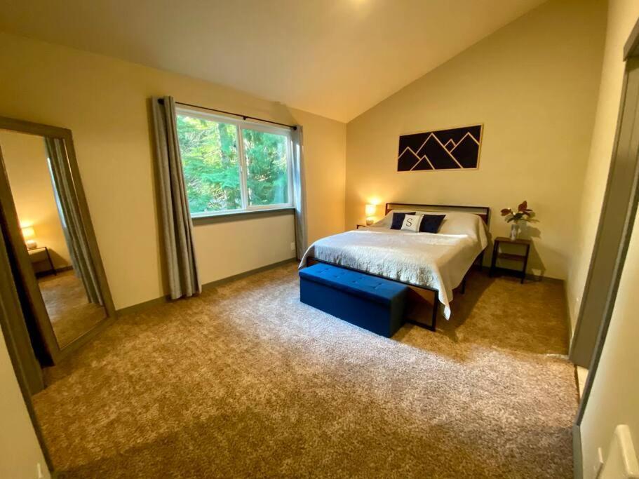 New Modern Cabin! 5Mi To Mt Rainier National Park! Hot Tub & Wifi Ashford Eksteriør billede